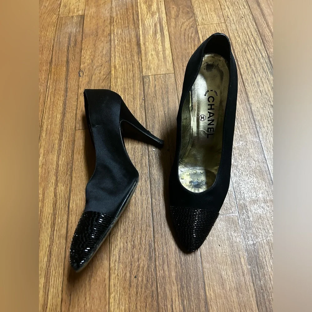 Chanel - Picture 3 of 8